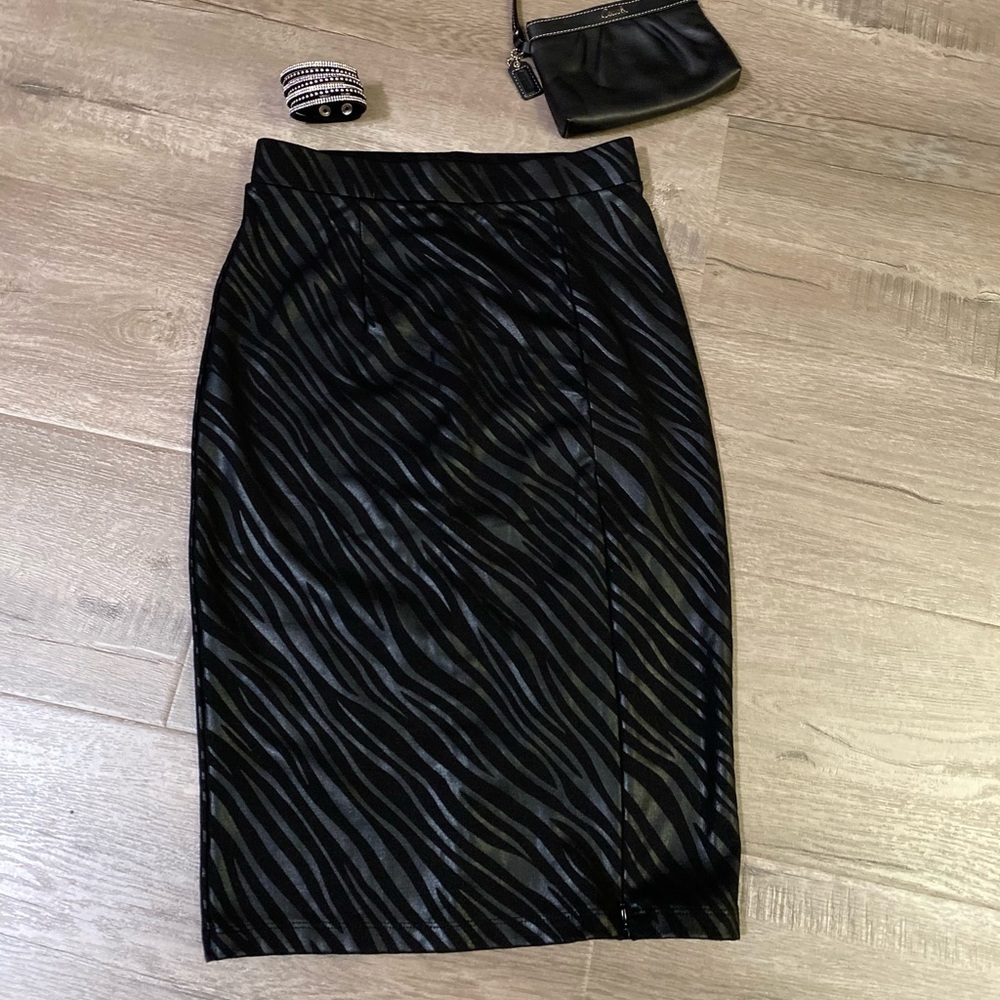 Sexy animal print pencil skirt